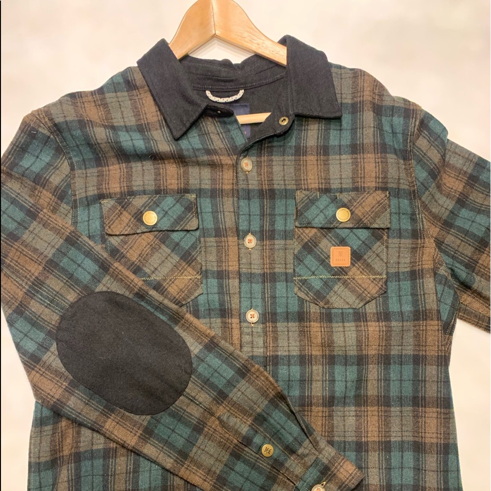 Roark Flannel- Size Large